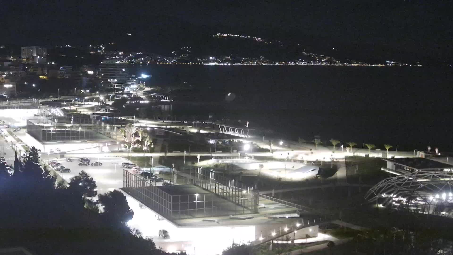 Playa Žnjan e instalaciones deportivas – Split