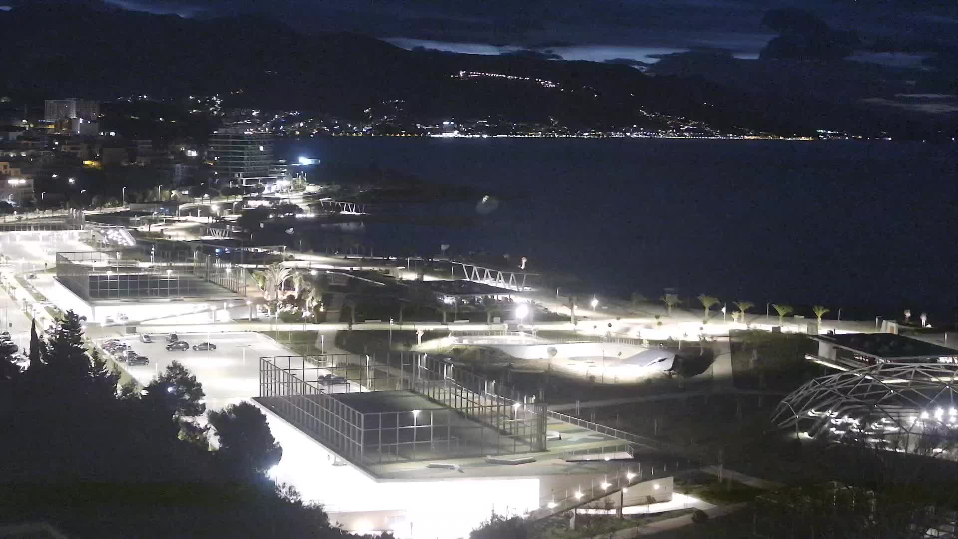 Plage Žnjan et installations sportives – Split