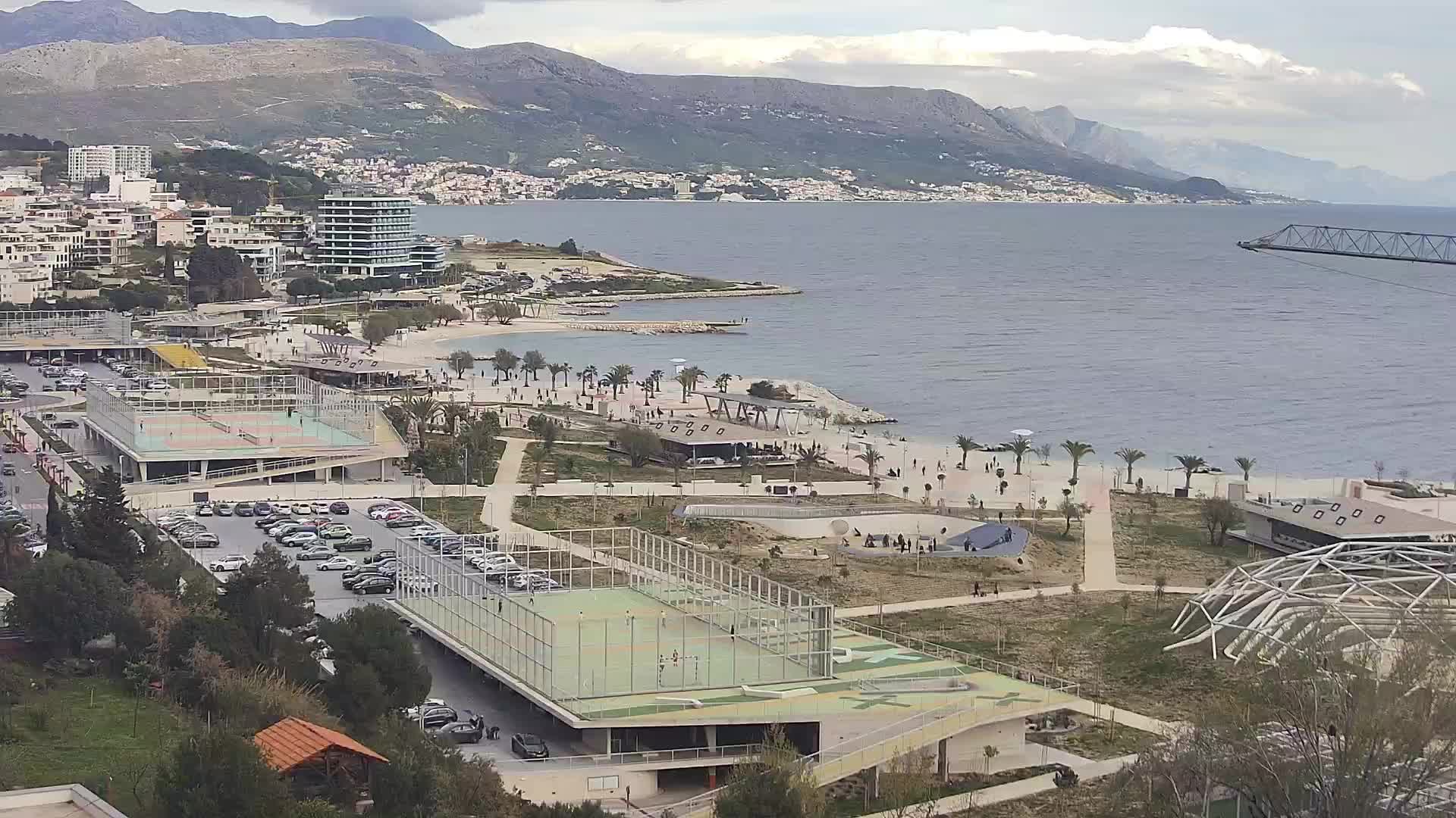 Plage Žnjan et installations sportives – Split