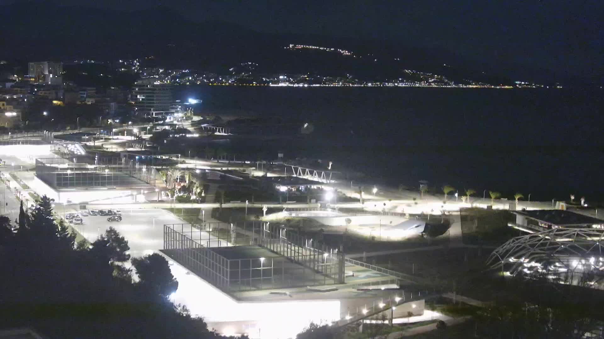 Playa Žnjan e instalaciones deportivas – Split