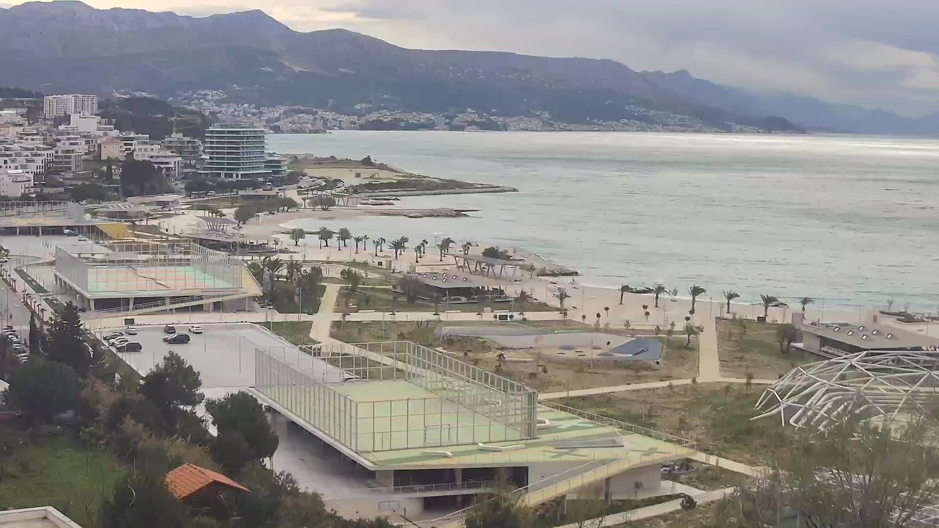 Plage Žnjan et installations sportives – Split