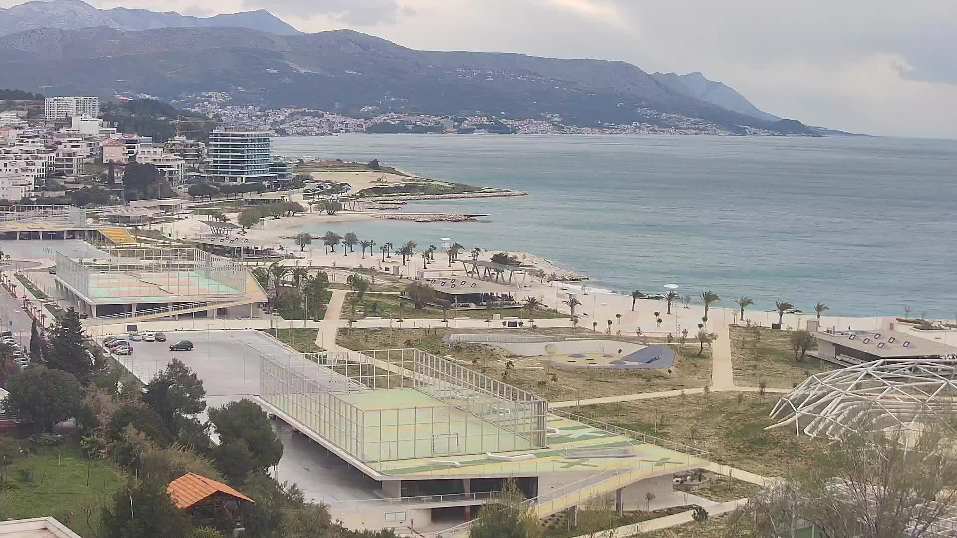 Playa Žnjan e instalaciones deportivas – Split