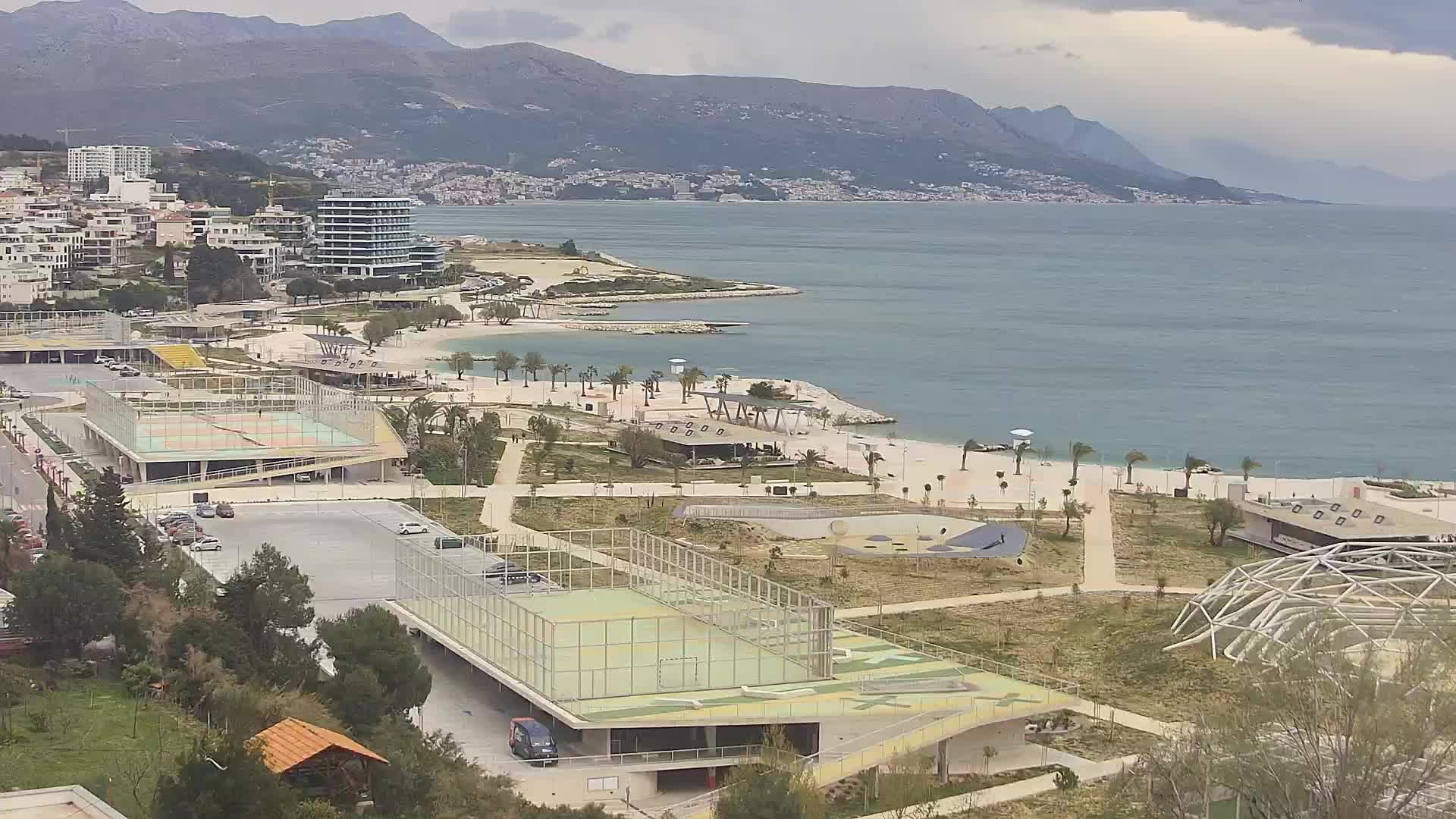 Playa Žnjan e instalaciones deportivas – Split