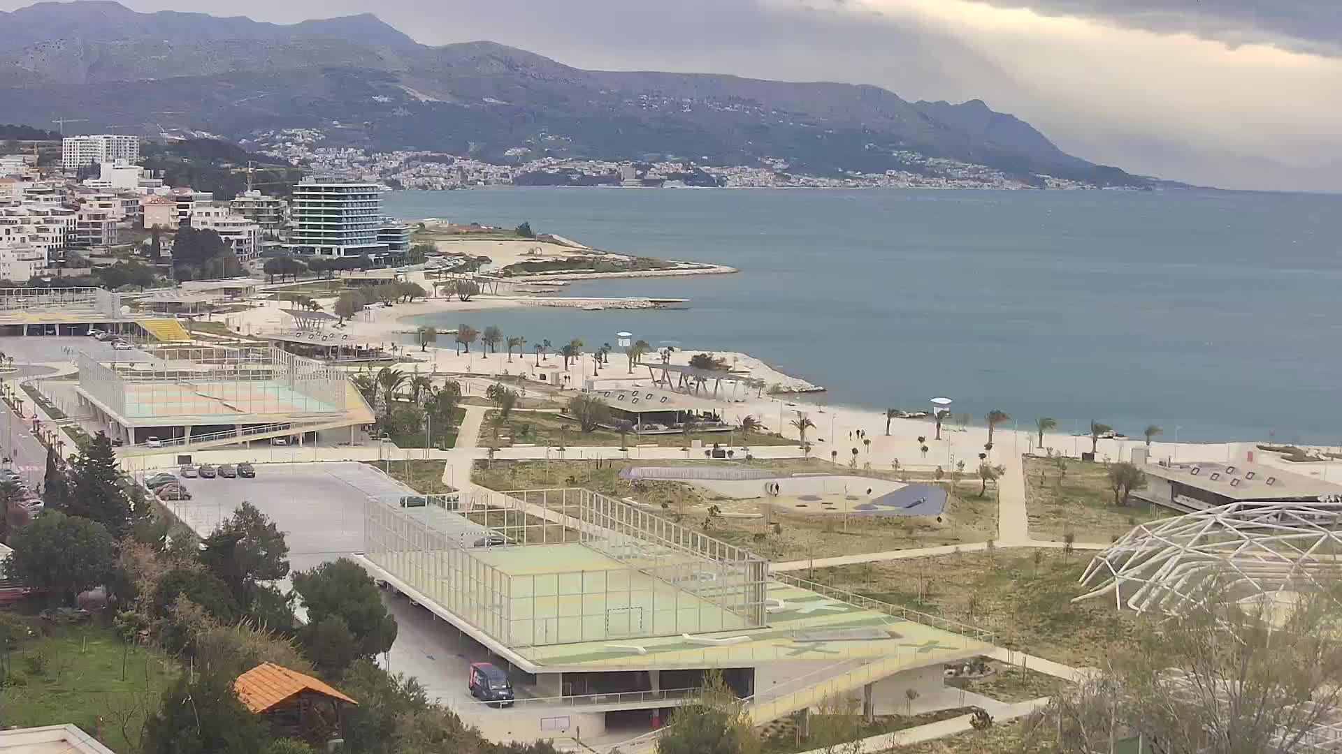 Playa Žnjan e instalaciones deportivas – Split