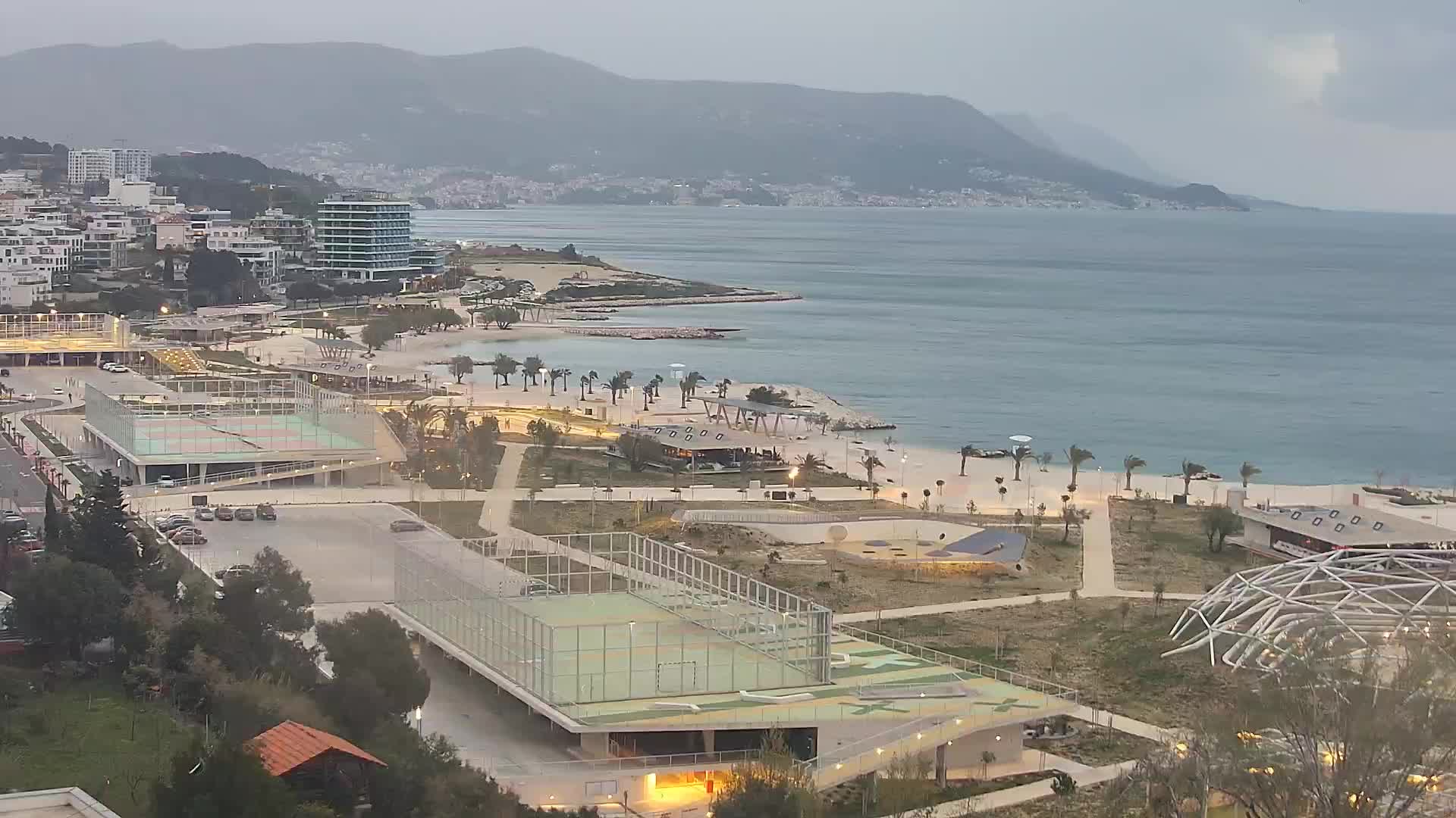 Playa Žnjan e instalaciones deportivas – Split