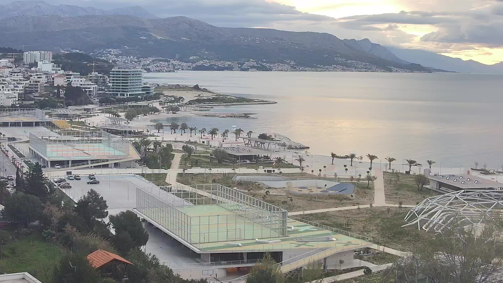 Playa Žnjan e instalaciones deportivas – Split