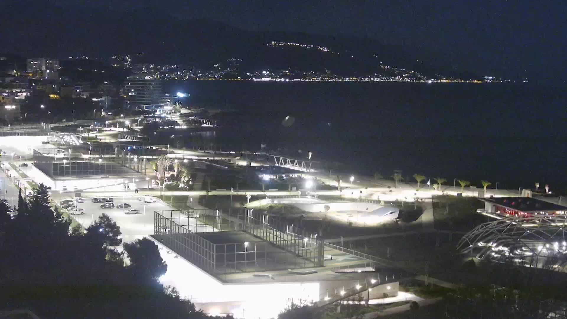 Plaža Žnjan in športni objekti – Split