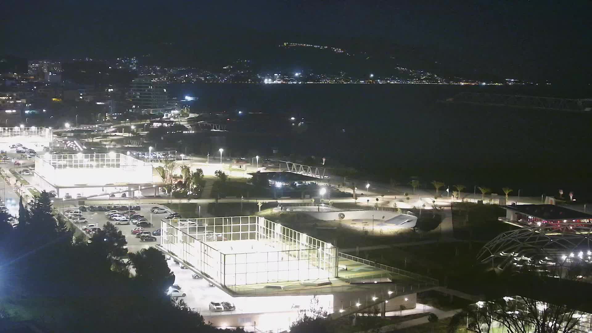 Plage Žnjan et installations sportives – Split