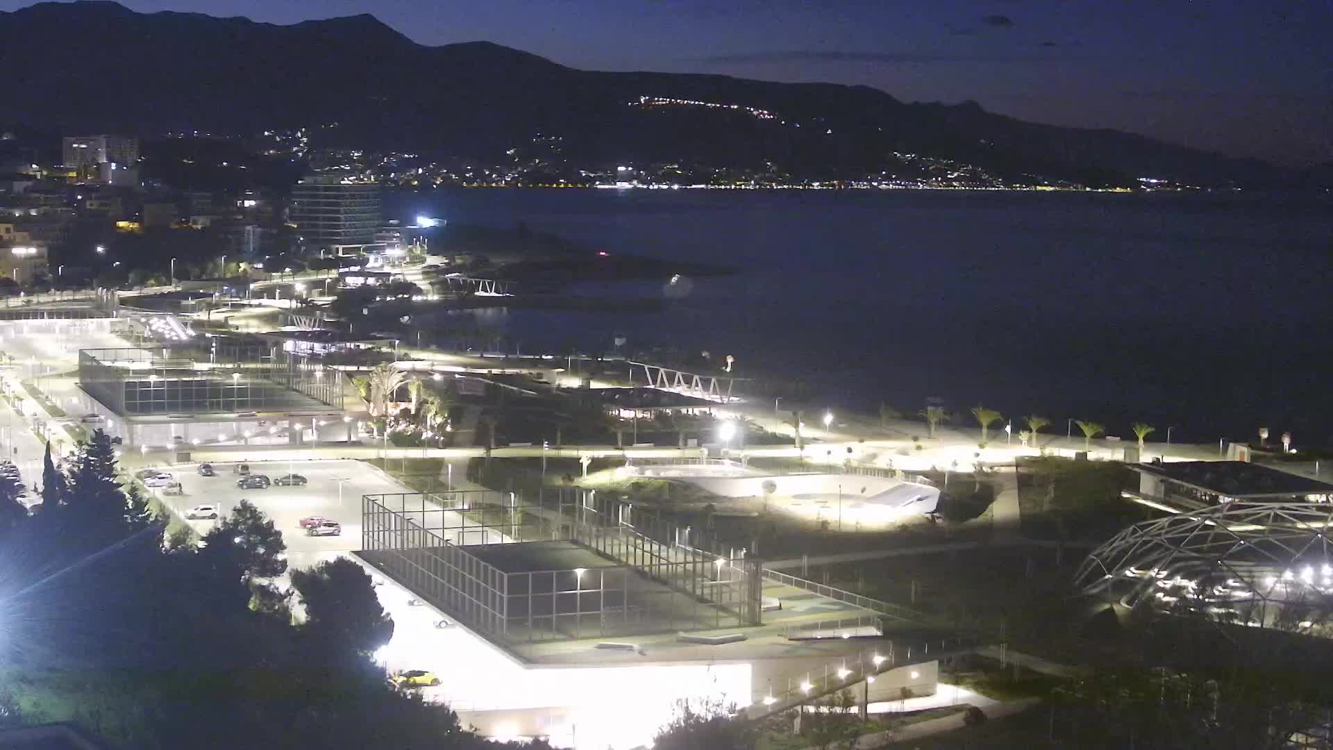 Plaža Žnjan in športni objekti – Split