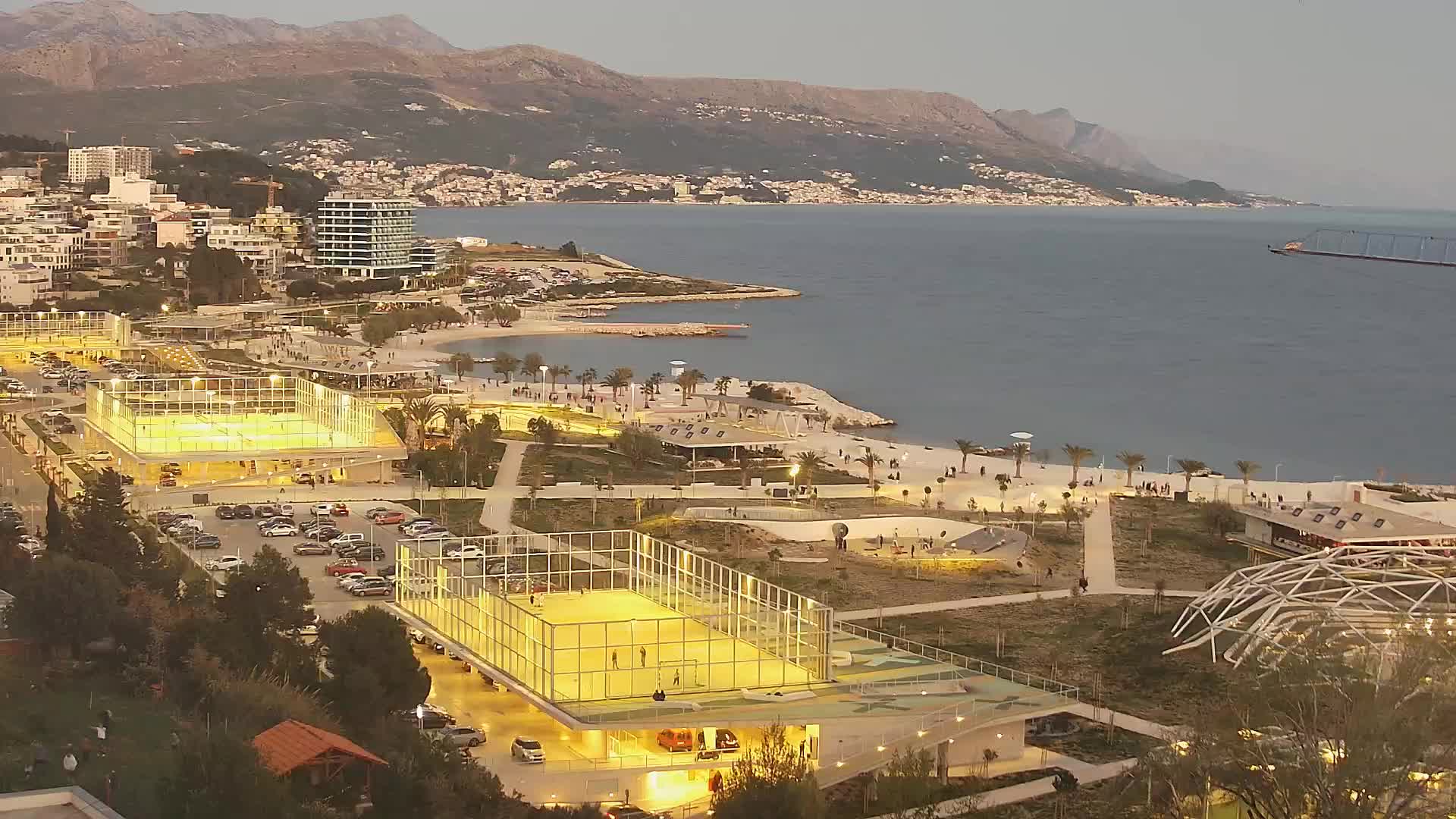 Plaža Žnjan in športni objekti – Split