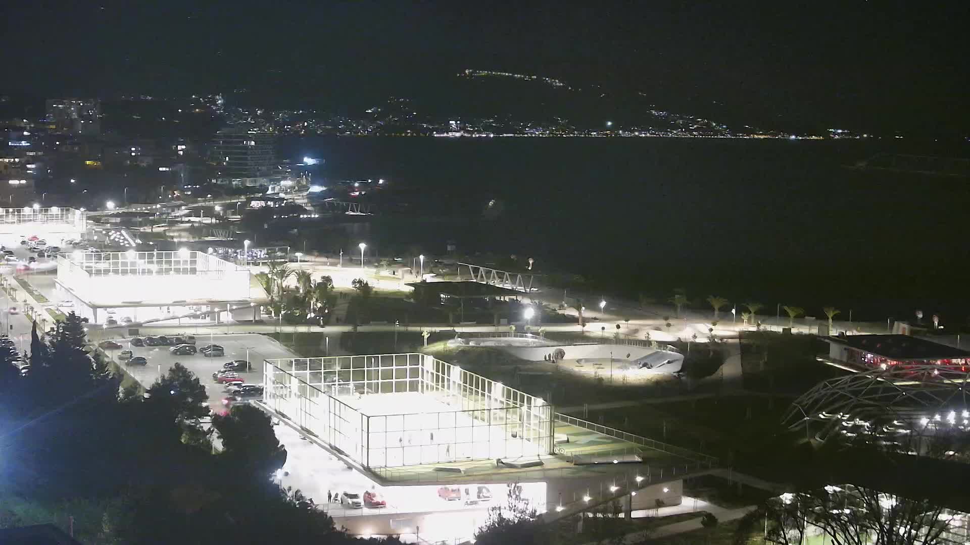 Playa Žnjan e instalaciones deportivas – Split