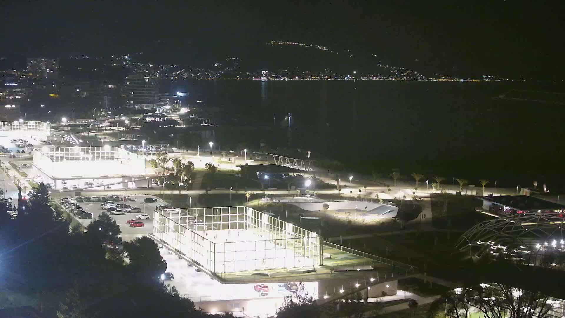 Playa Žnjan e instalaciones deportivas – Split