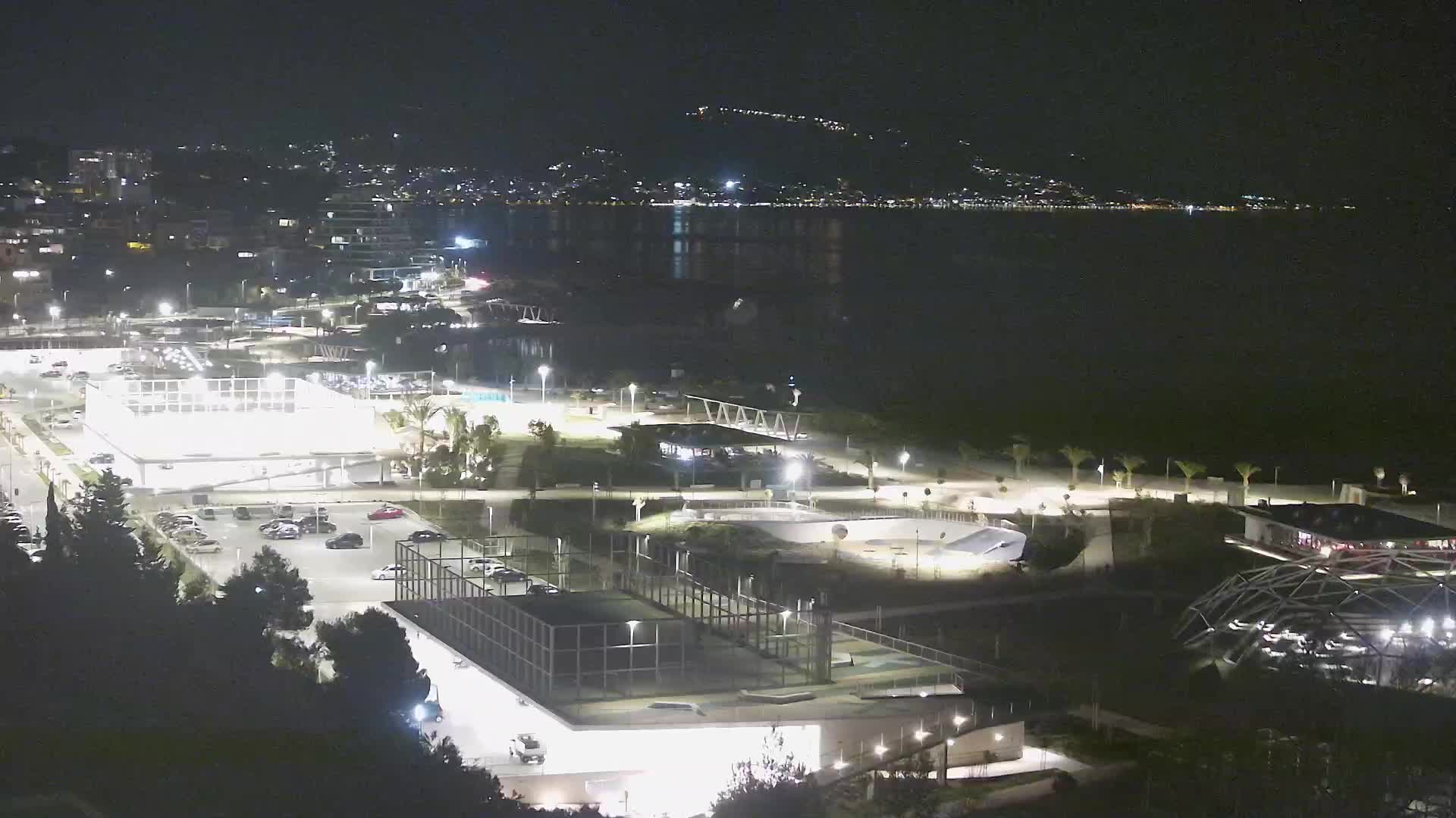 Plaža Žnjan in športni objekti – Split