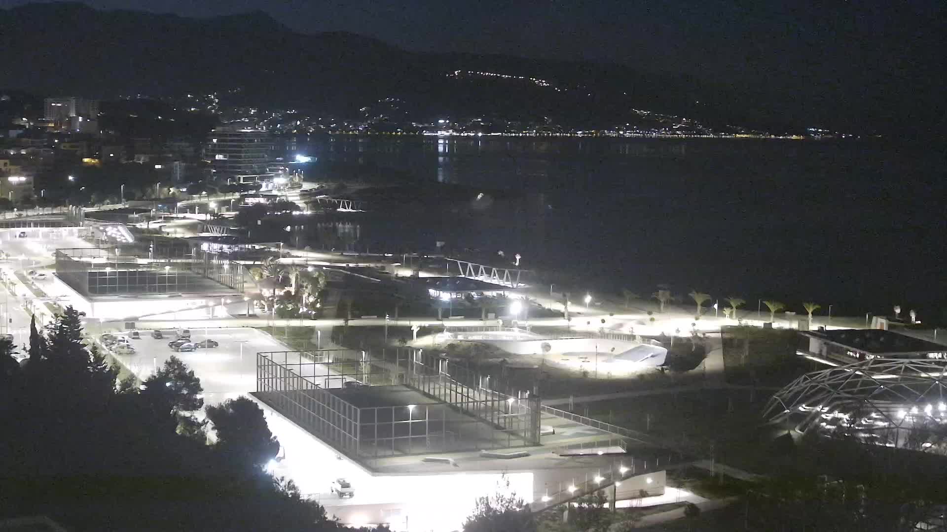 Playa Žnjan e instalaciones deportivas – Split