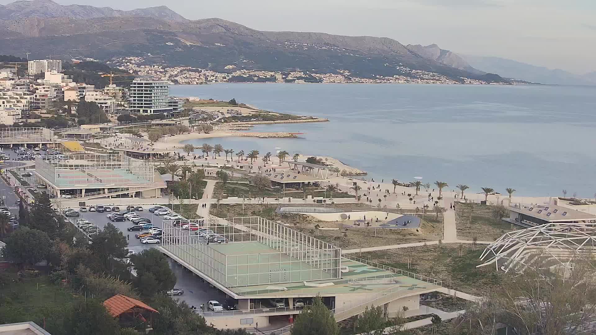 Plaža Žnjan in športni objekti – Split