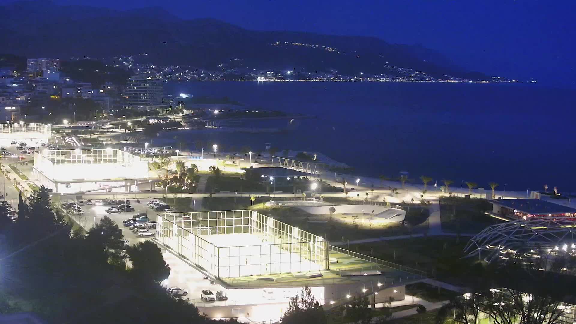 Plaža Žnjan in športni objekti – Split