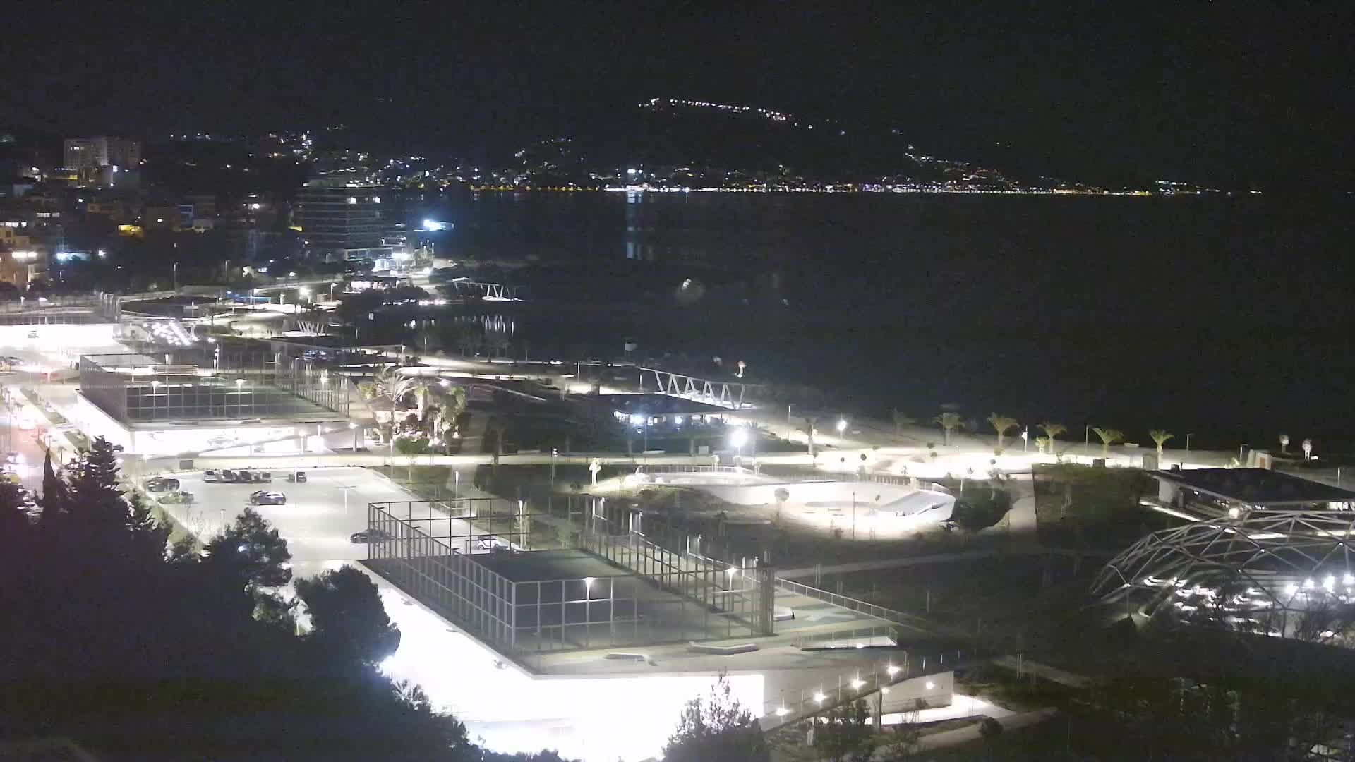 Plage Žnjan et installations sportives – Split