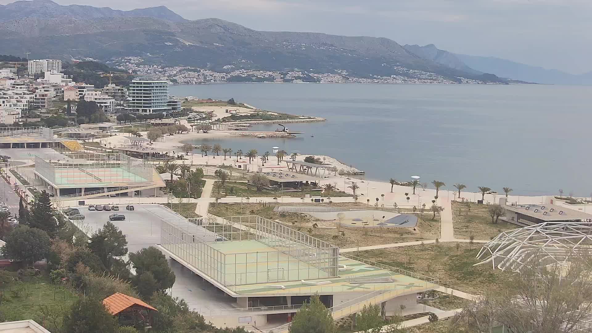 Plaža Žnjan in športni objekti – Split