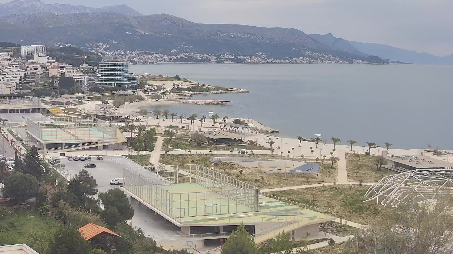 Playa Žnjan e instalaciones deportivas – Split