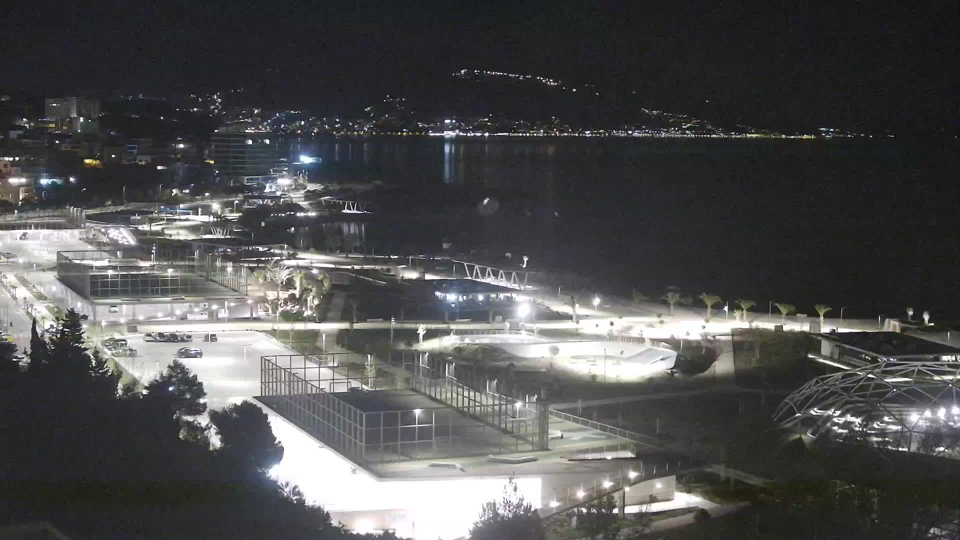 Plaža Žnjan in športni objekti – Split