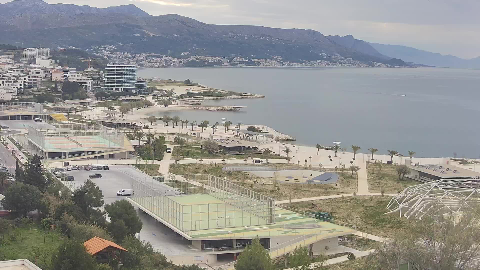 Plaža Žnjan in športni objekti – Split