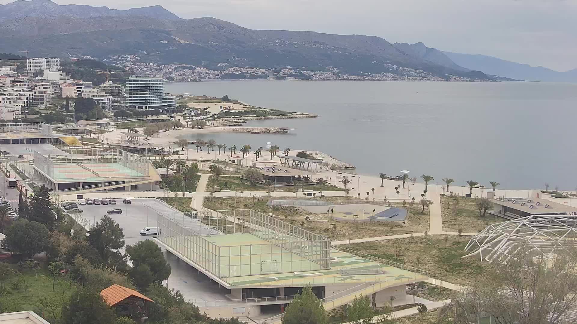 Playa Žnjan e instalaciones deportivas – Split