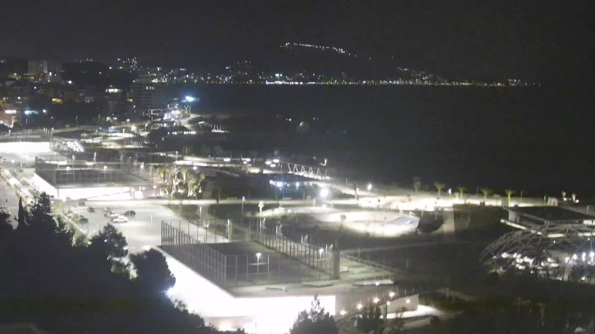 Plaža Žnjan in športni objekti – Split