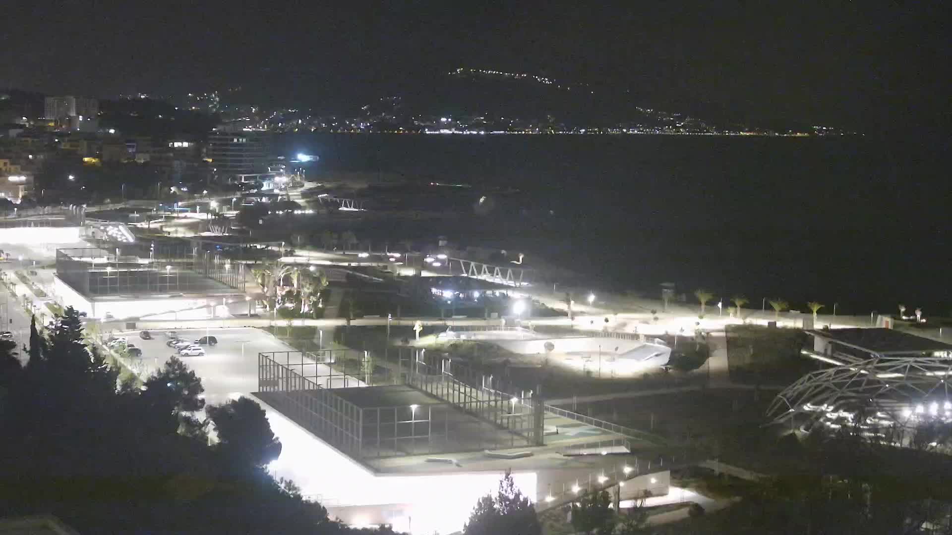 Plaža Žnjan in športni objekti – Split