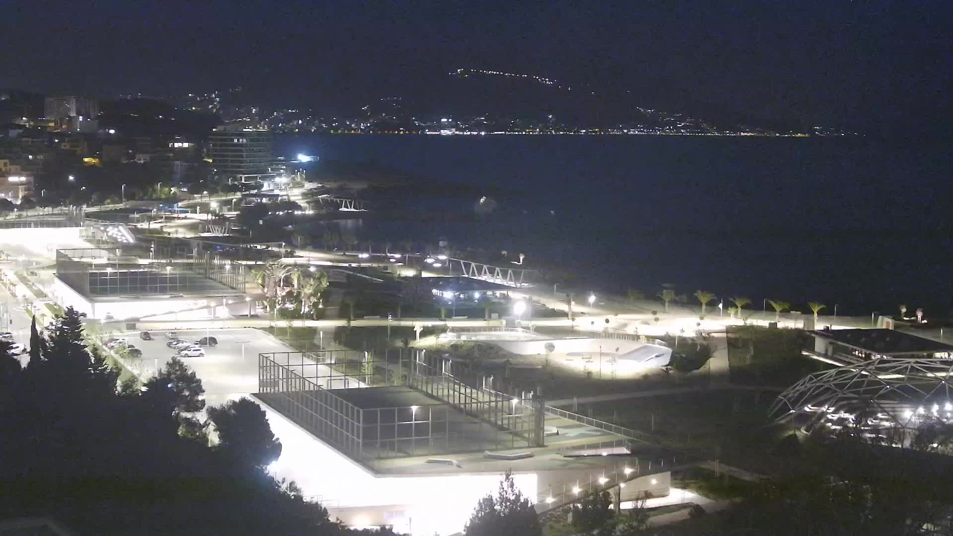 Playa Žnjan e instalaciones deportivas – Split