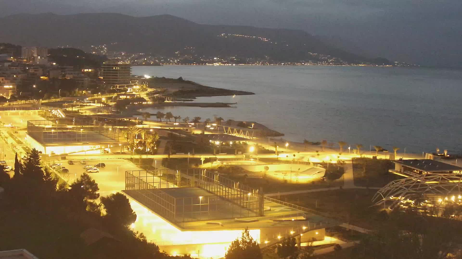 Playa Žnjan e instalaciones deportivas – Split