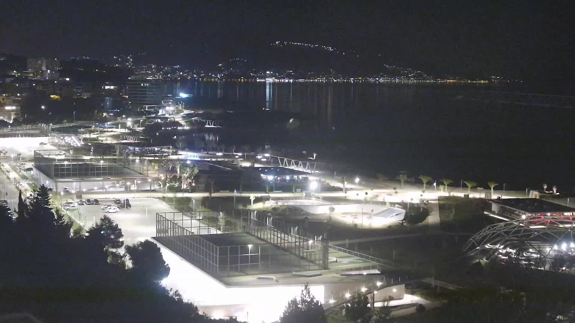 Plage Žnjan et installations sportives – Split