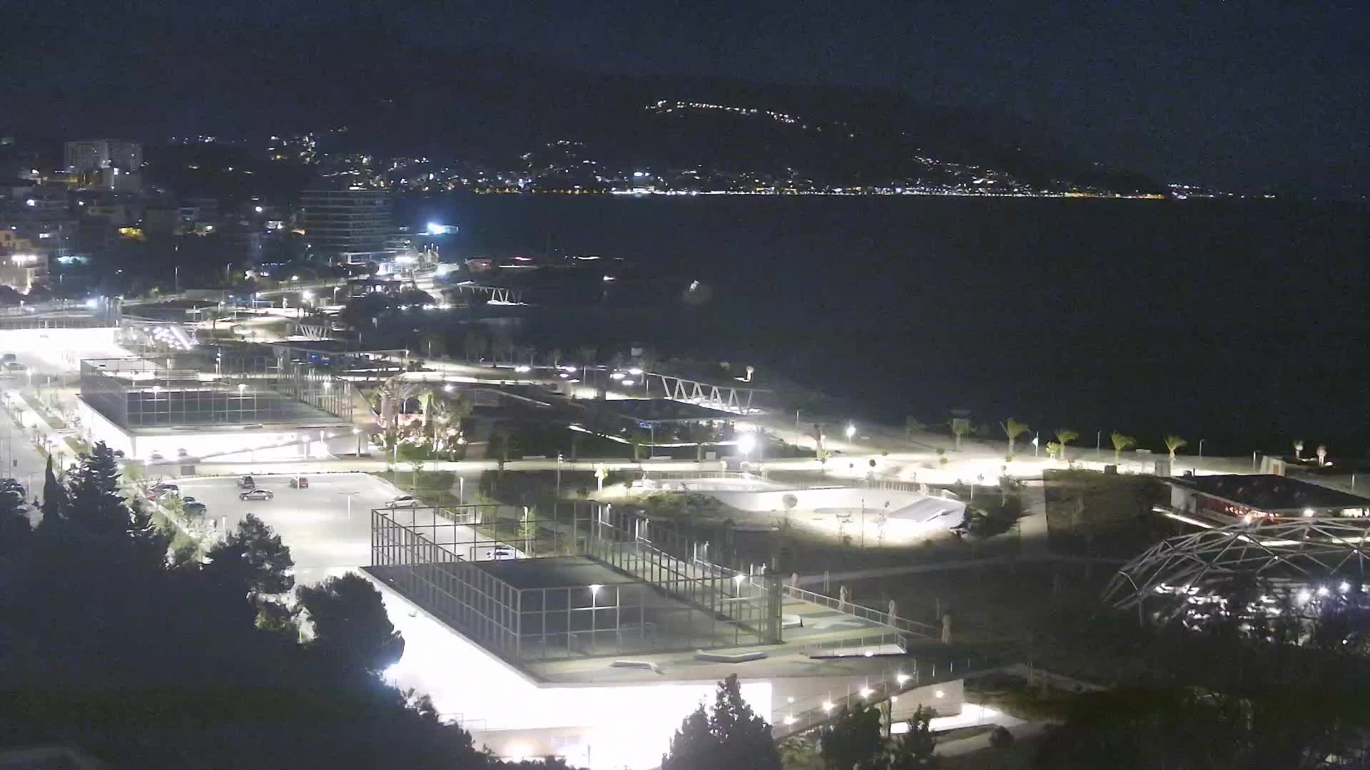 Plaža Žnjan in športni objekti – Split