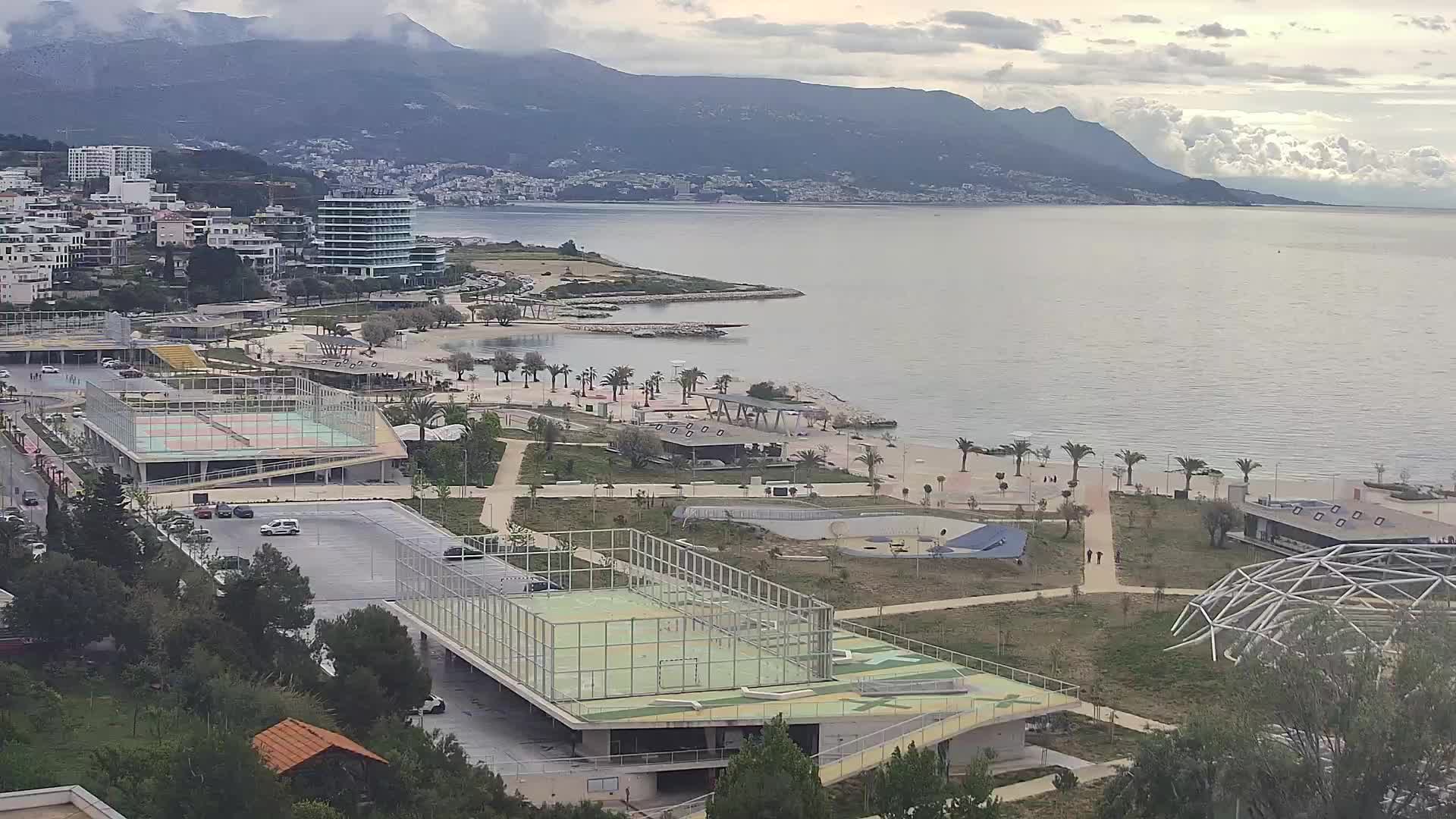 Playa Žnjan e instalaciones deportivas – Split