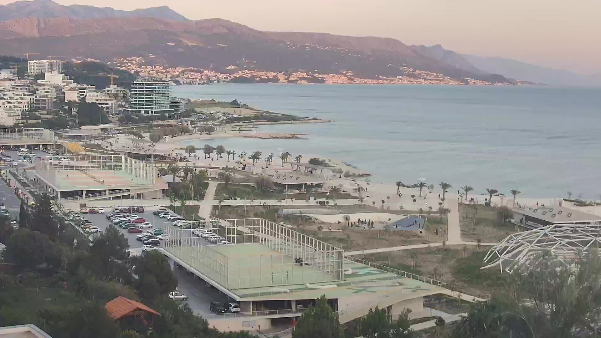 Playa Žnjan e instalaciones deportivas – Split