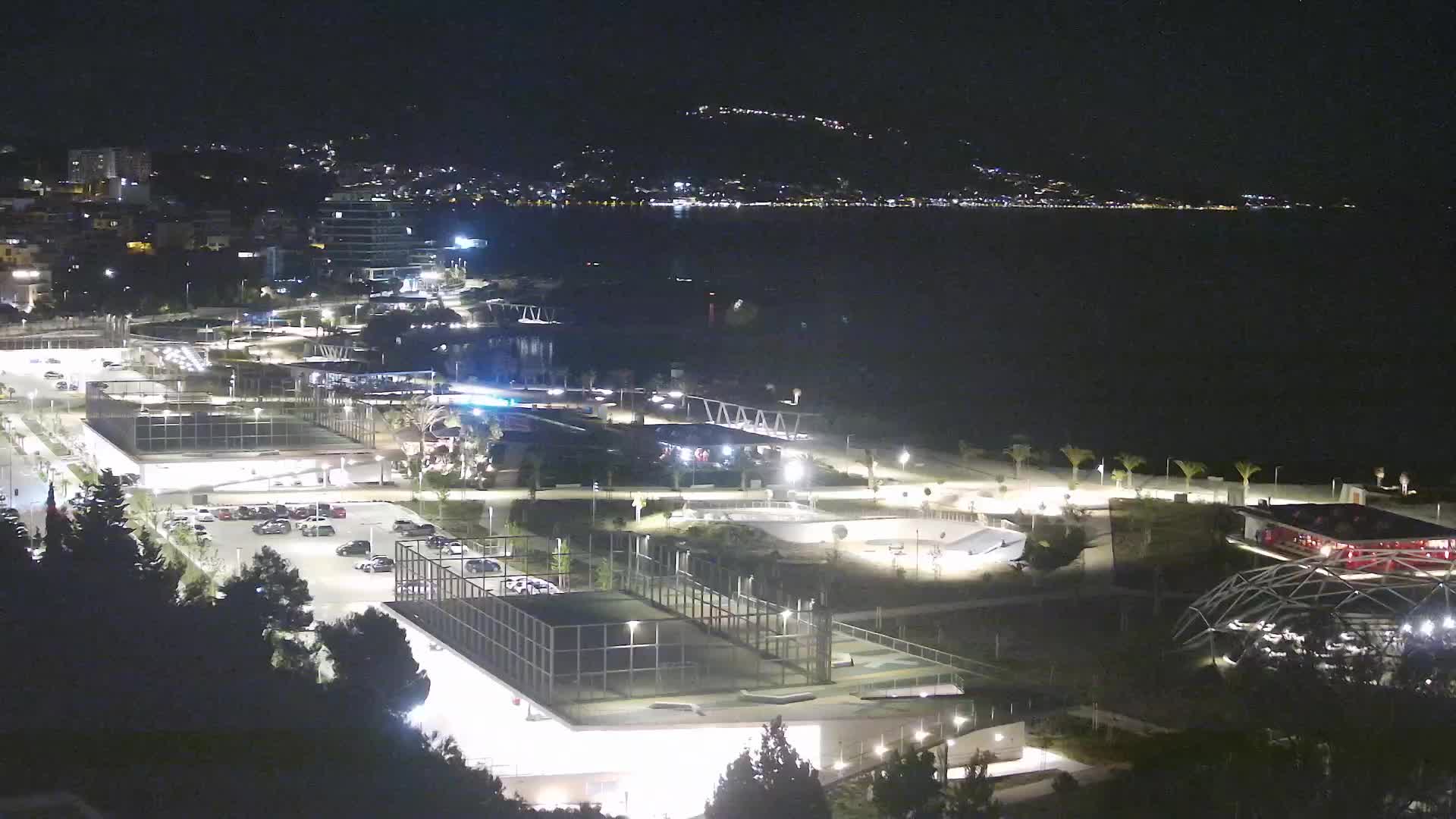 Plaža Žnjan in športni objekti – Split