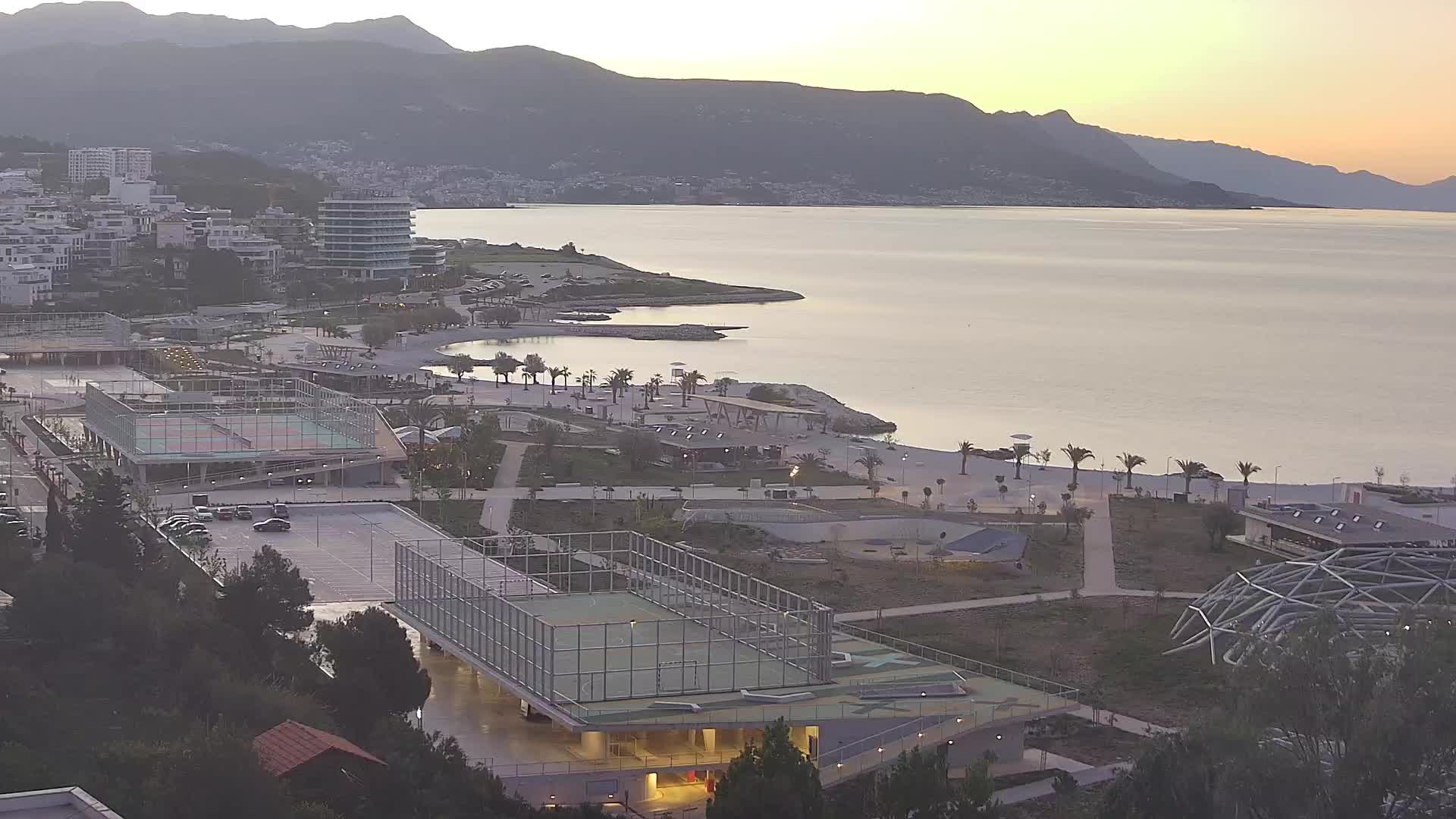 Playa Žnjan e instalaciones deportivas – Split