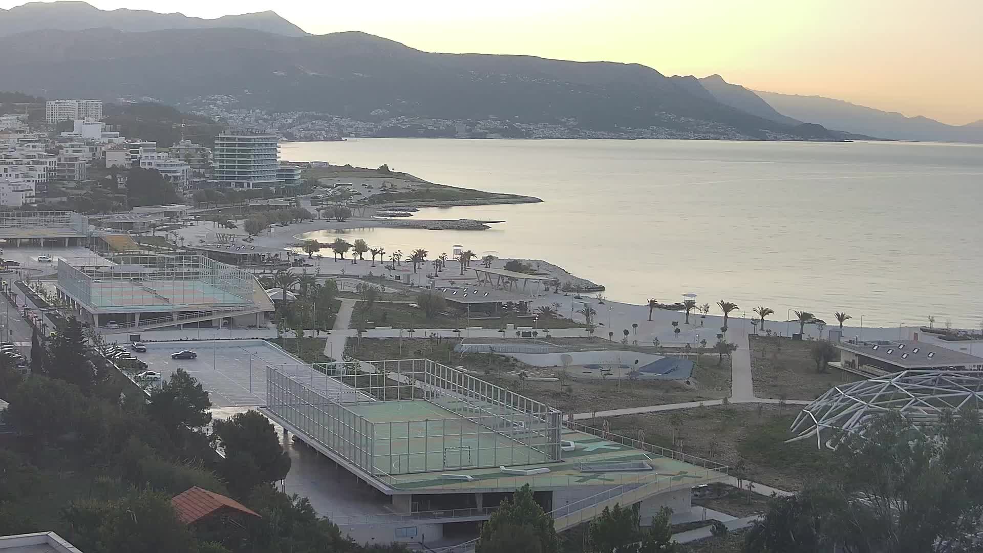 Plaža Žnjan in športni objekti – Split