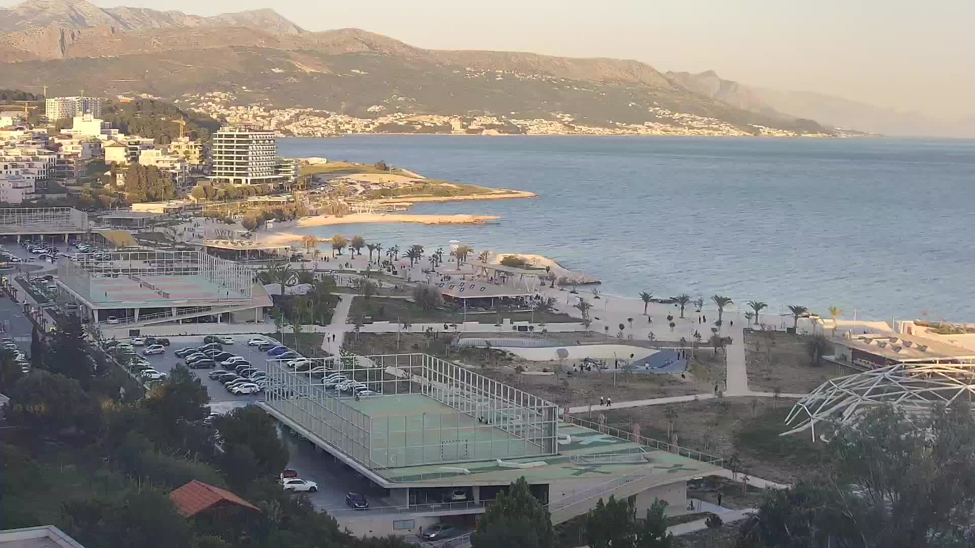 Plaža Žnjan in športni objekti – Split