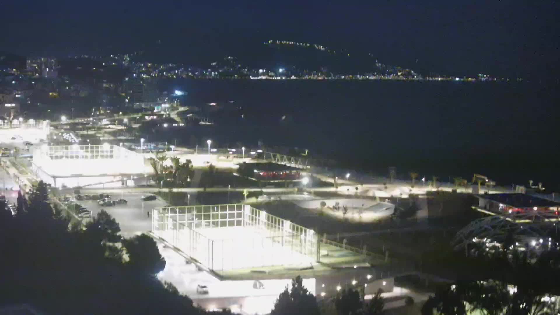 Plaža Žnjan in športni objekti – Split
