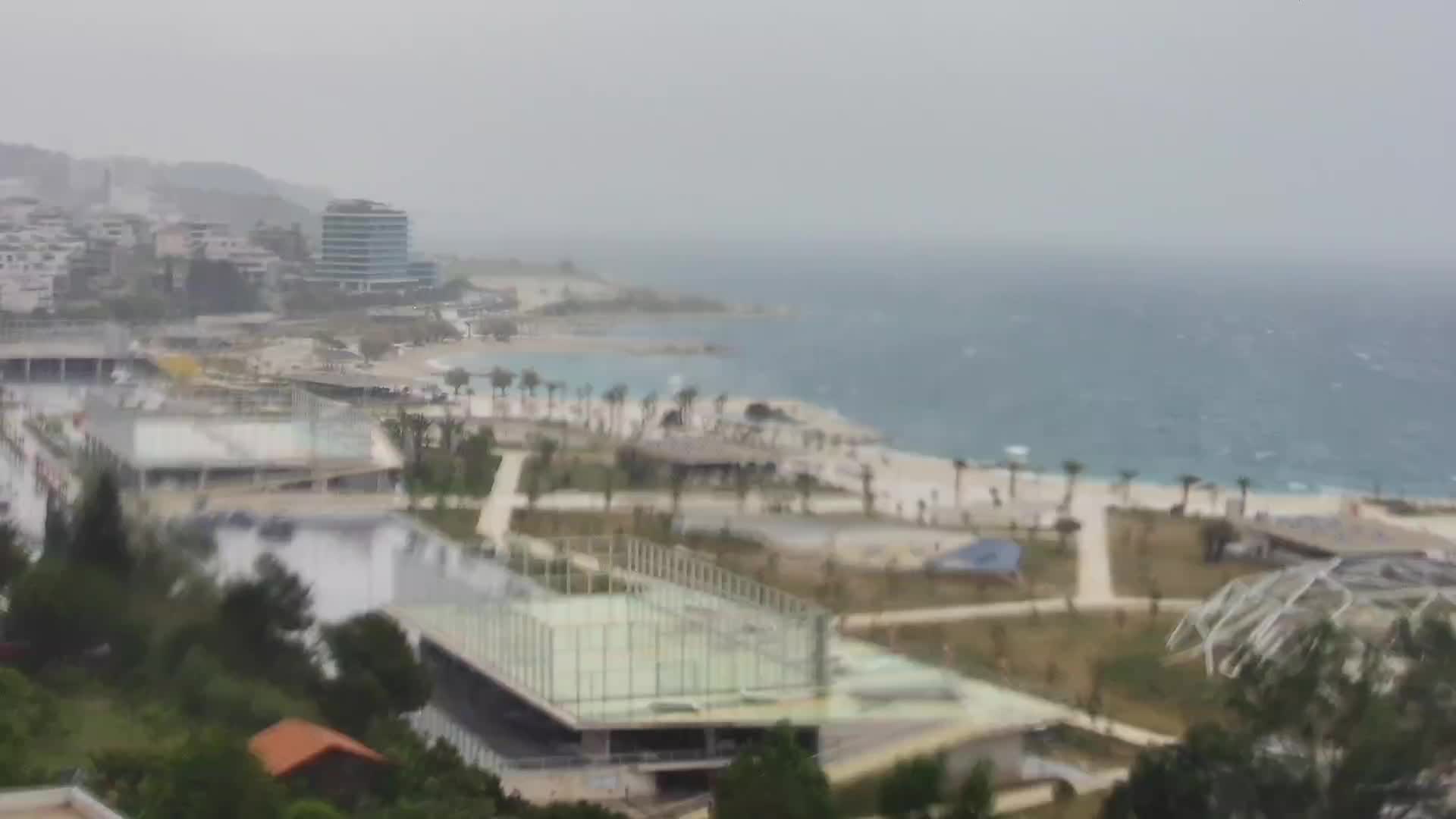 Plaža Žnjan in športni objekti – Split