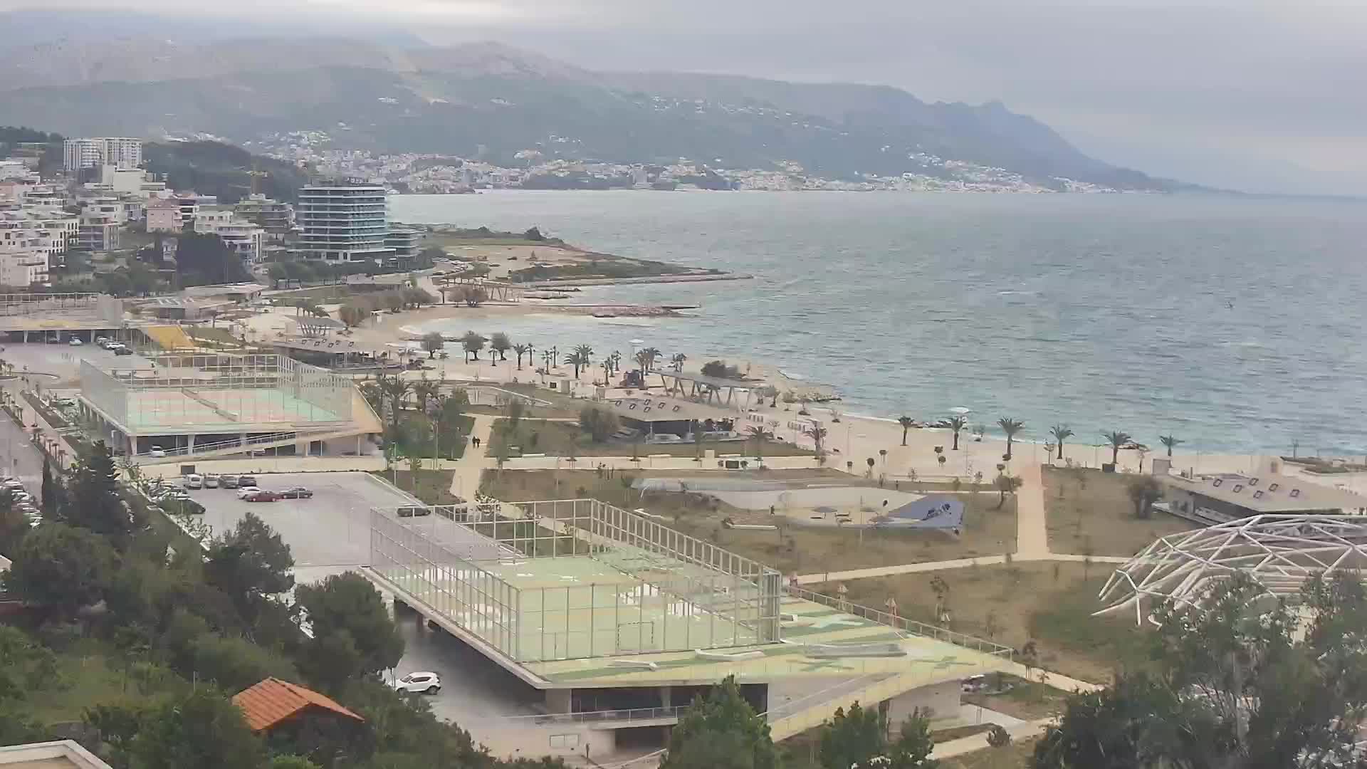 Plaža Žnjan in športni objekti – Split