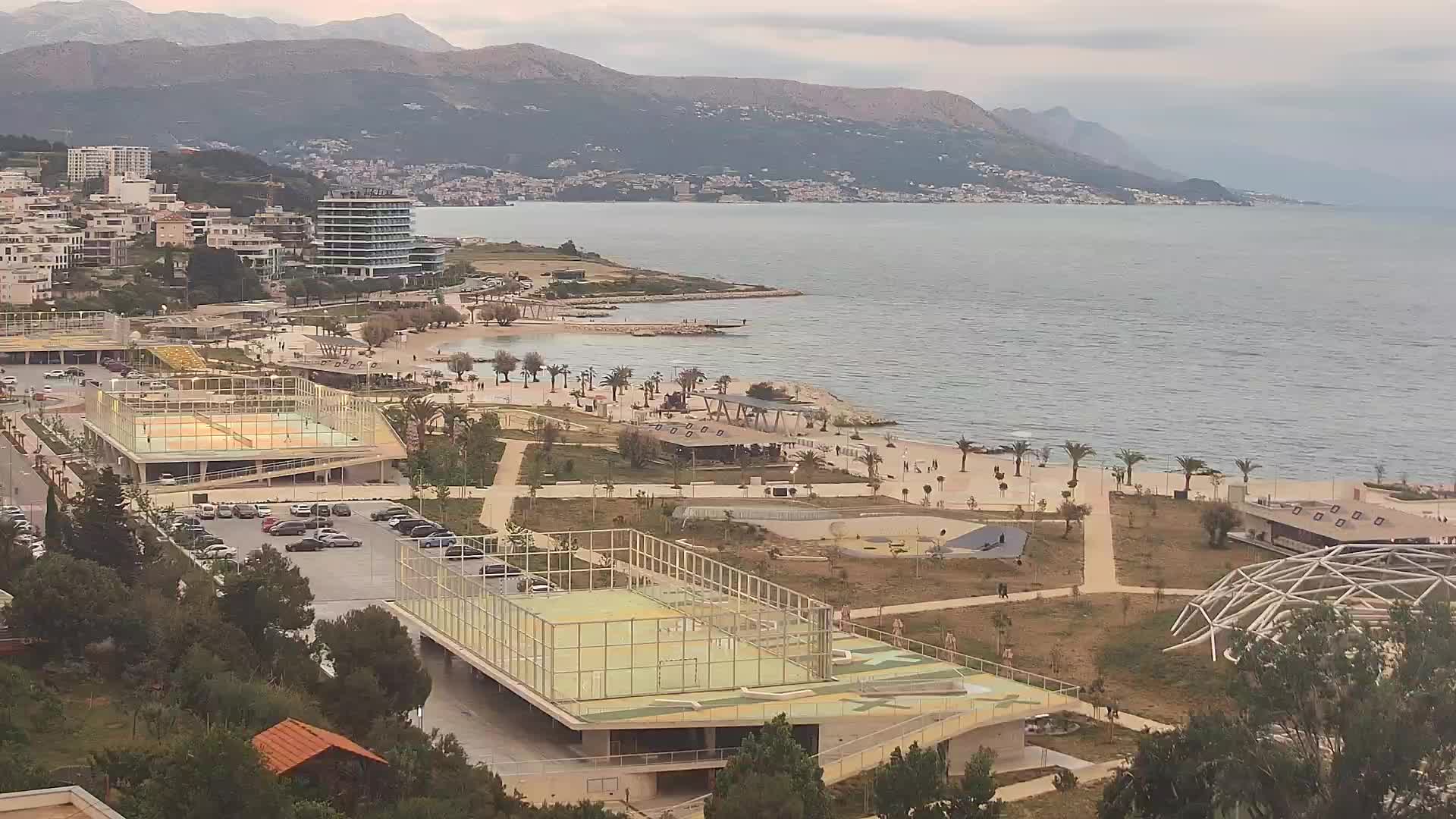 Plage Žnjan et installations sportives – Split