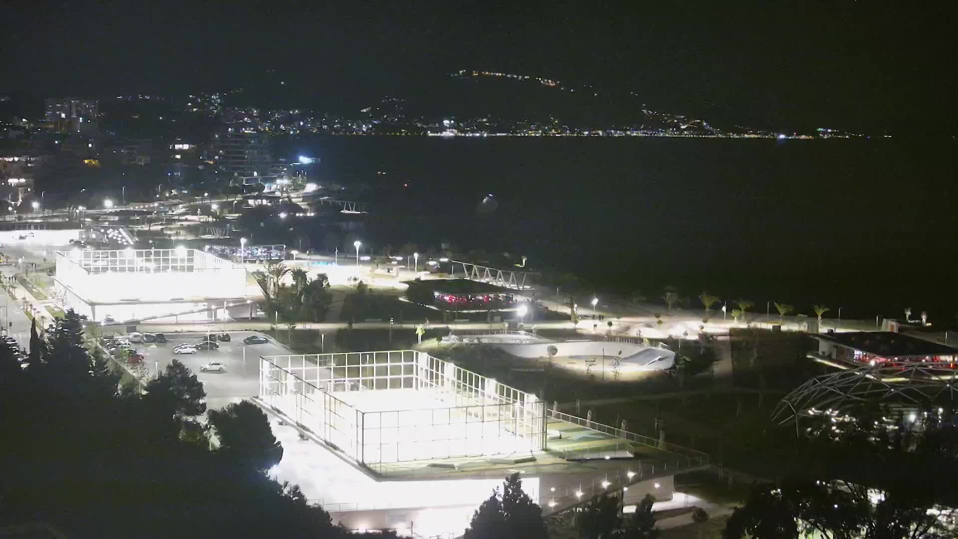 Plage Žnjan et installations sportives – Split