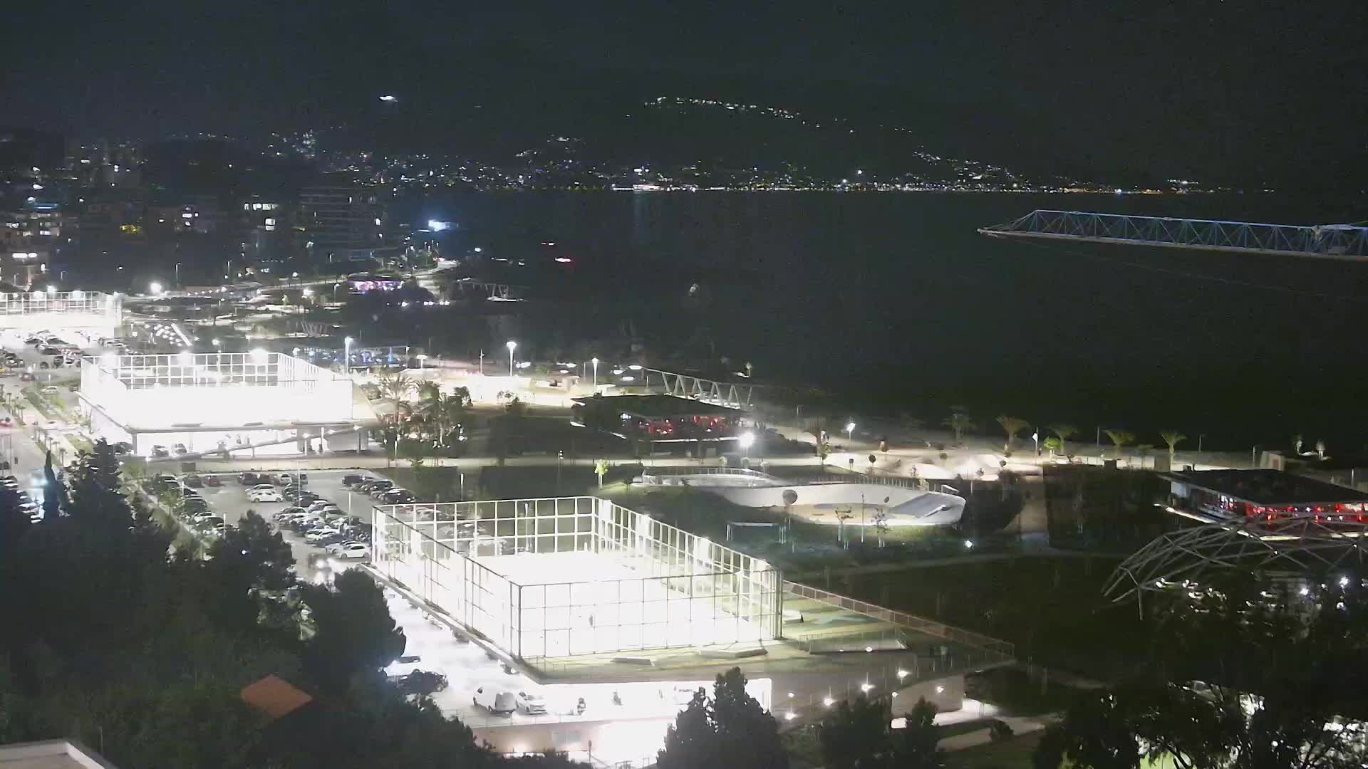 Plaža Žnjan in športni objekti – Split