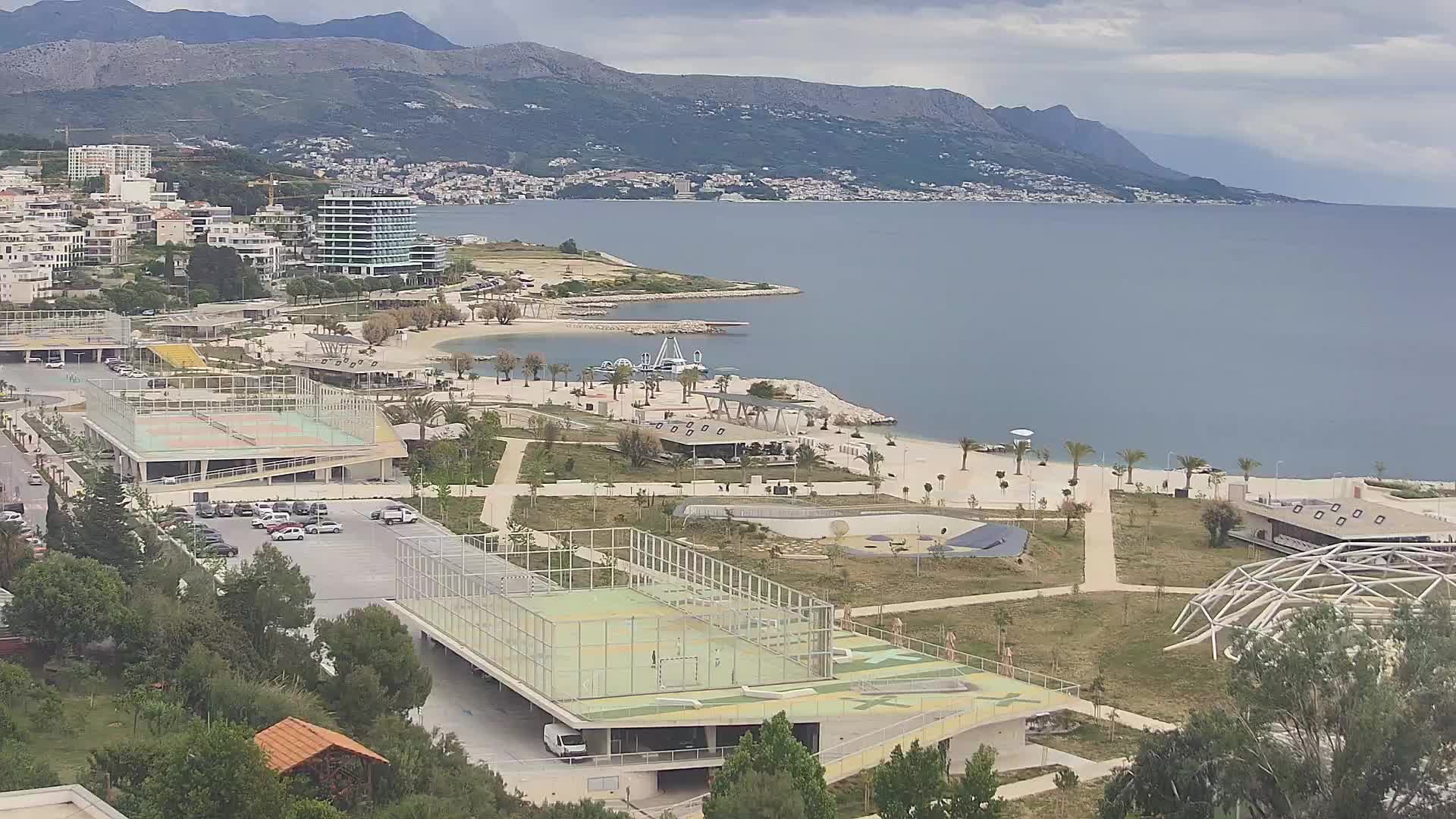 Playa Žnjan e instalaciones deportivas – Split