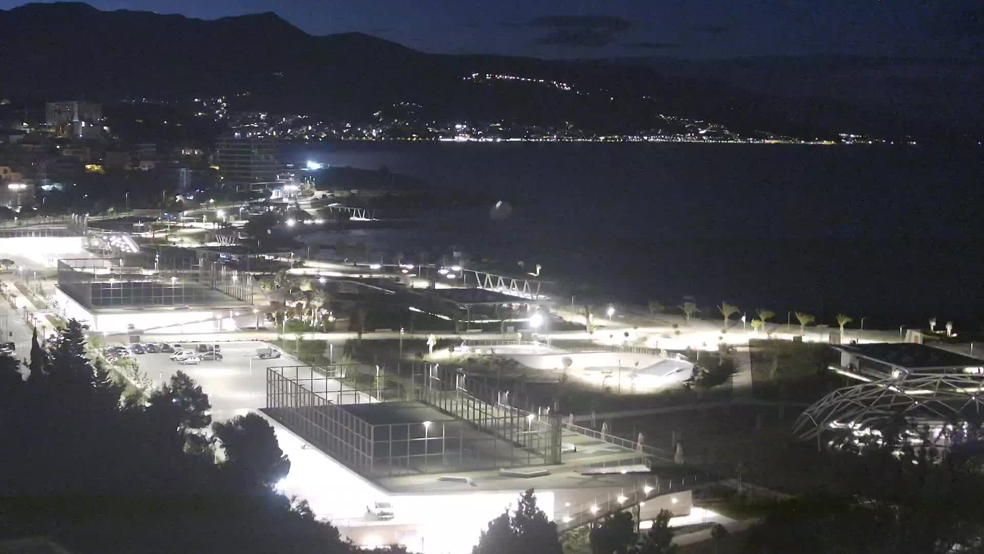 Playa Žnjan e instalaciones deportivas – Split