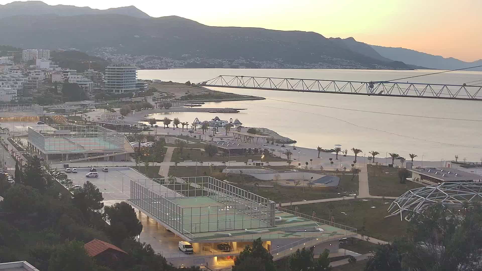 Playa Žnjan e instalaciones deportivas – Split