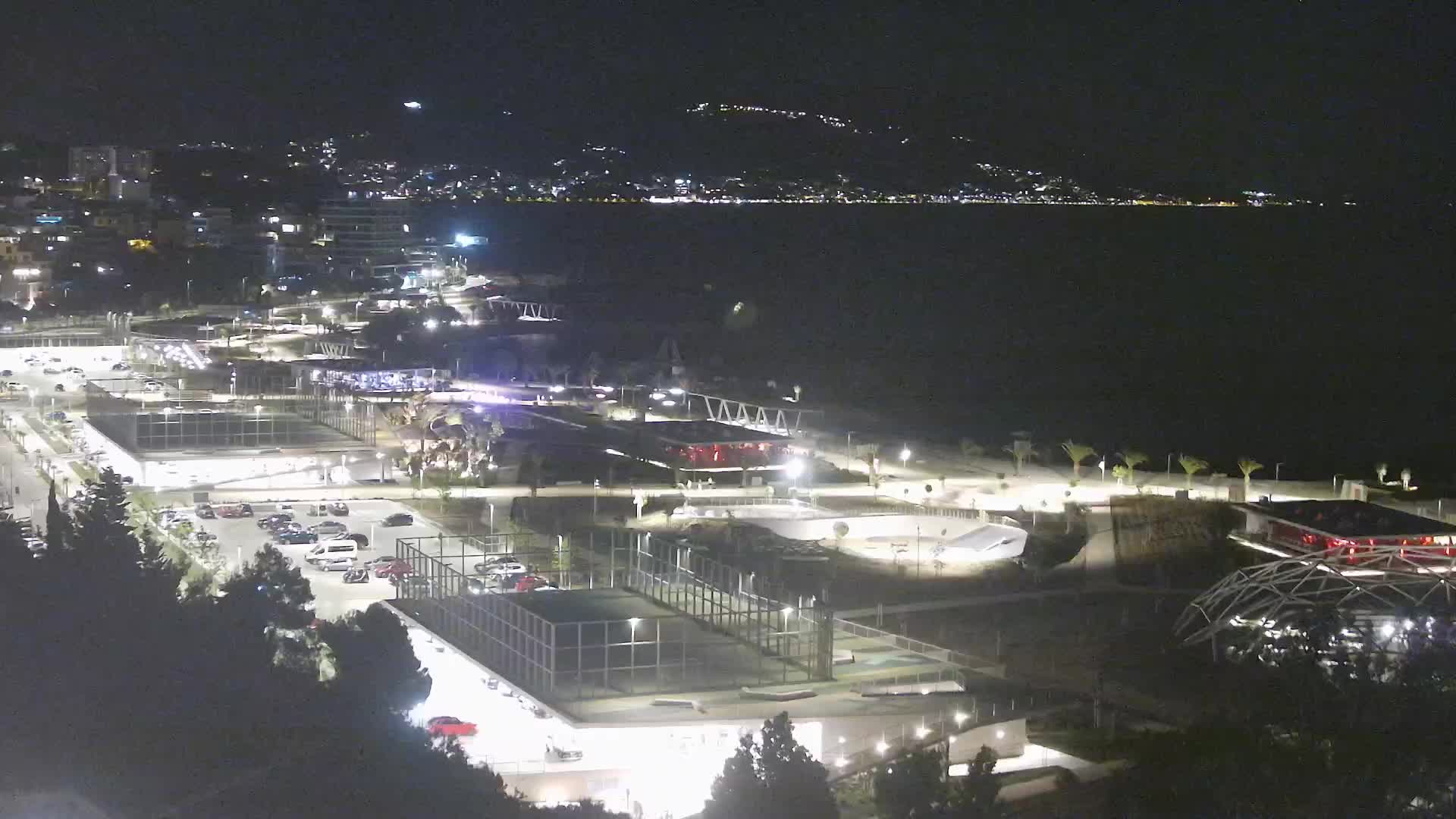Playa Žnjan e instalaciones deportivas – Split