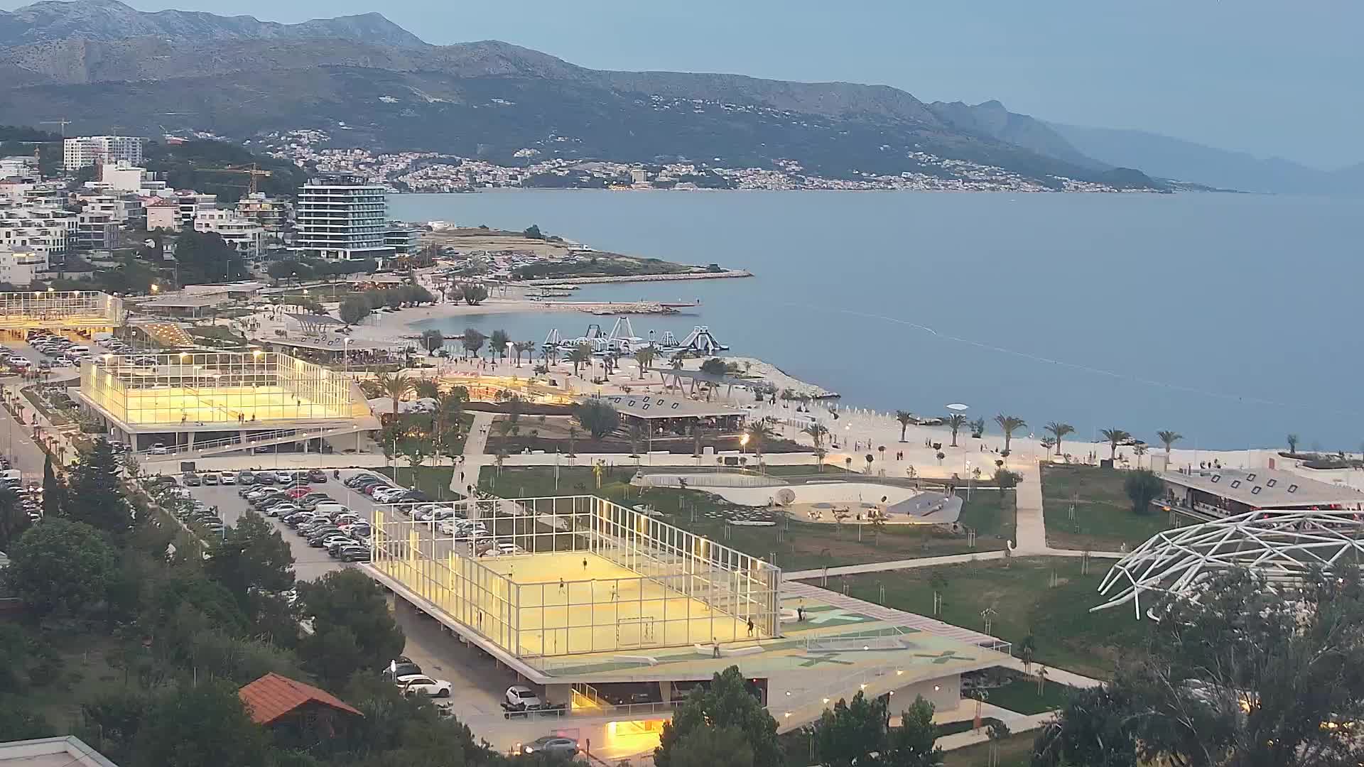 Plaža Žnjan in športni objekti – Split