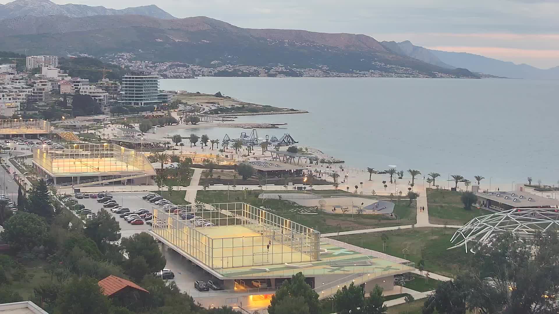 Plaža Žnjan in športni objekti – Split